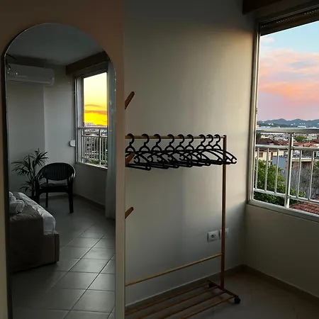 Sunset Charm Retreat With Panorama View *