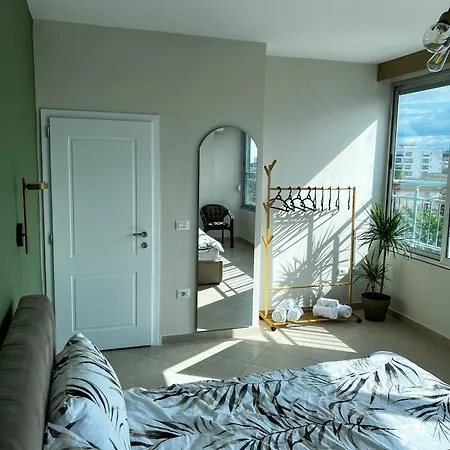 Sunset Charm Retreat With Panorama View Daire *