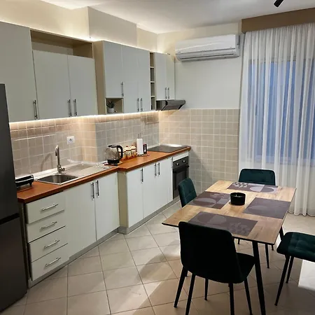 Sunset Charm Retreat With Panorama View Apartamento Tirana