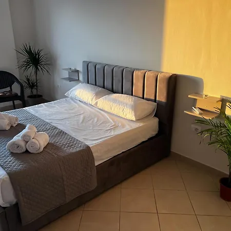 Daire Sunset Charm Retreat With Panorama View