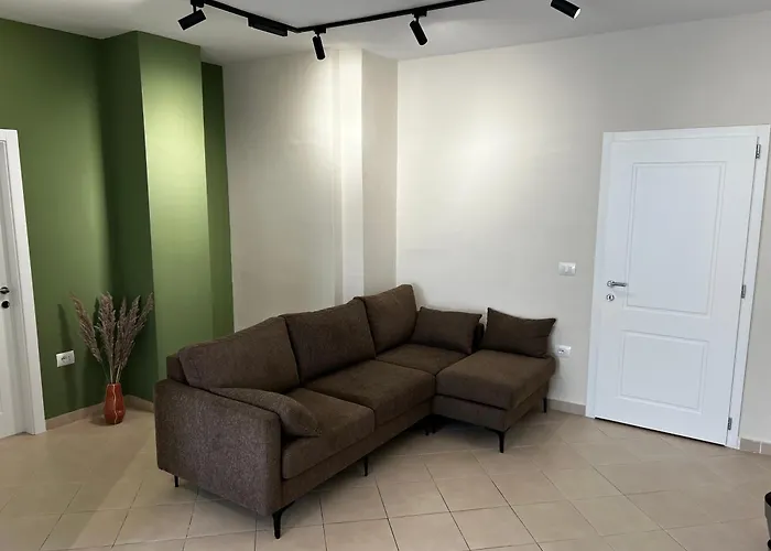 Sunset Charm Retreat With Panorama View * Τίρανα