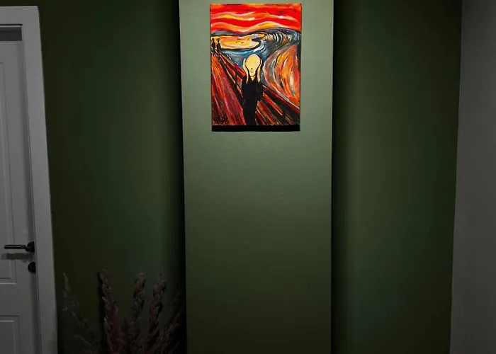 Sunset Charm Retreat With Panorama View * Τίρανα
