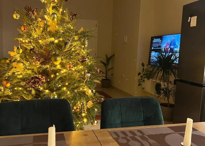 Sunset Charm Retreat With Panorama View شقة تيرانا